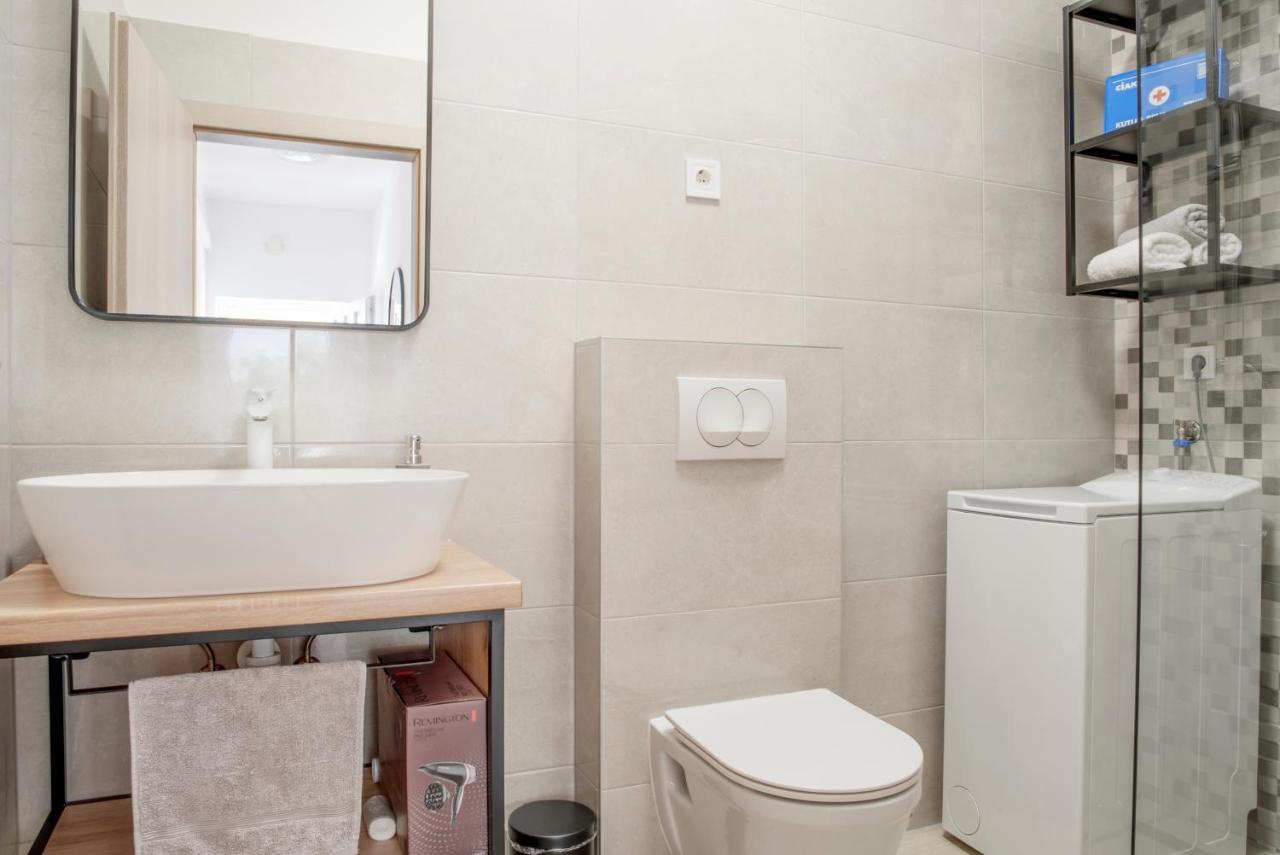 Apartmani Vudrag Трогир Екстериор снимка