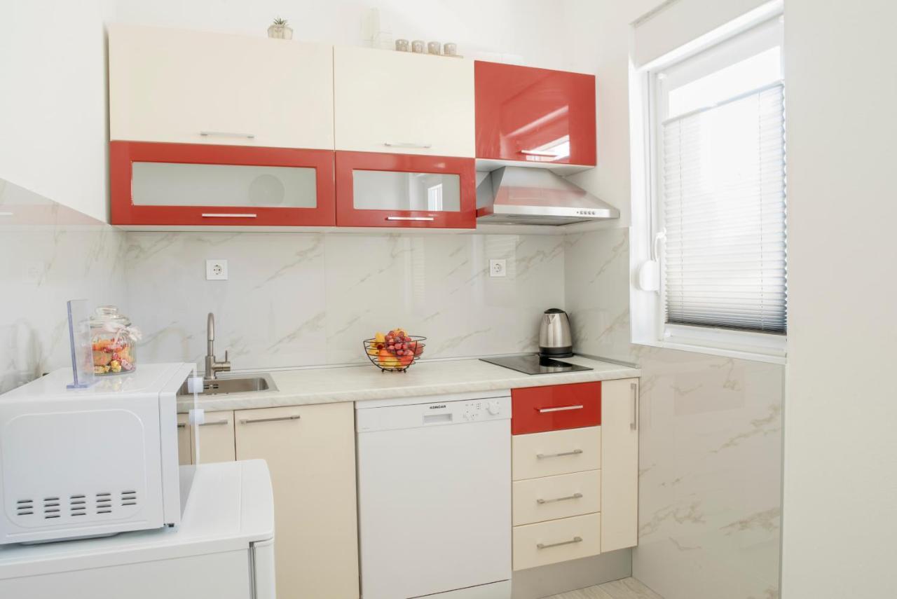 Apartmani Vudrag Трогир Екстериор снимка